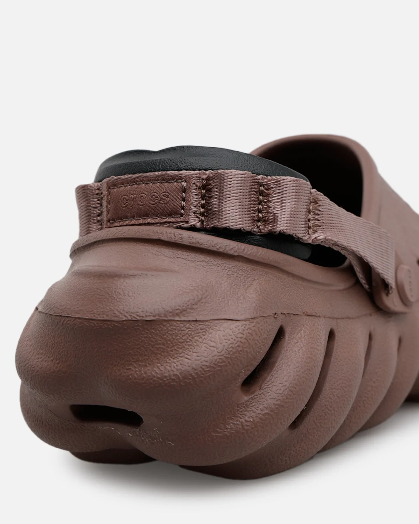 Crocs Echo Clog Truffle