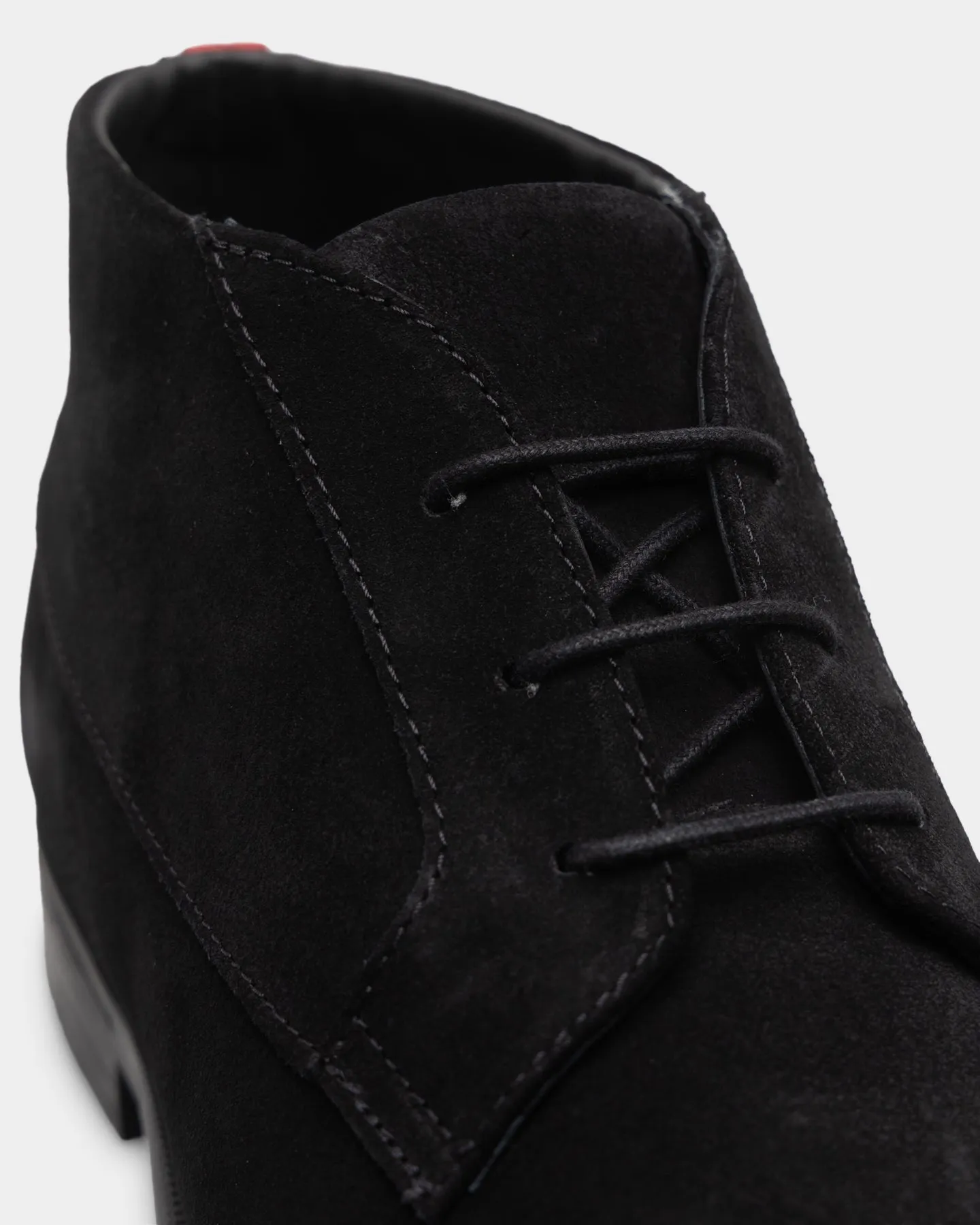 Hugo Boss Kyron Desert Suede Boots Black