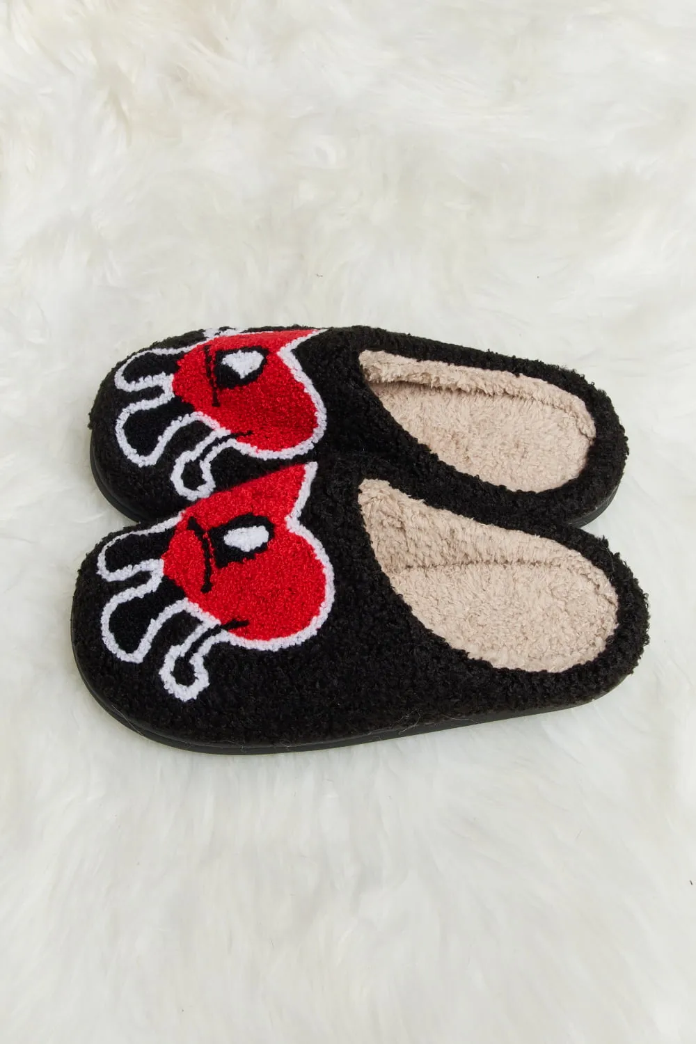 Love Heart Print Plush Slippers