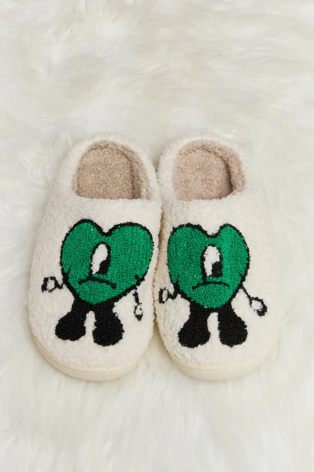 Love Heart Print Plush Slippers