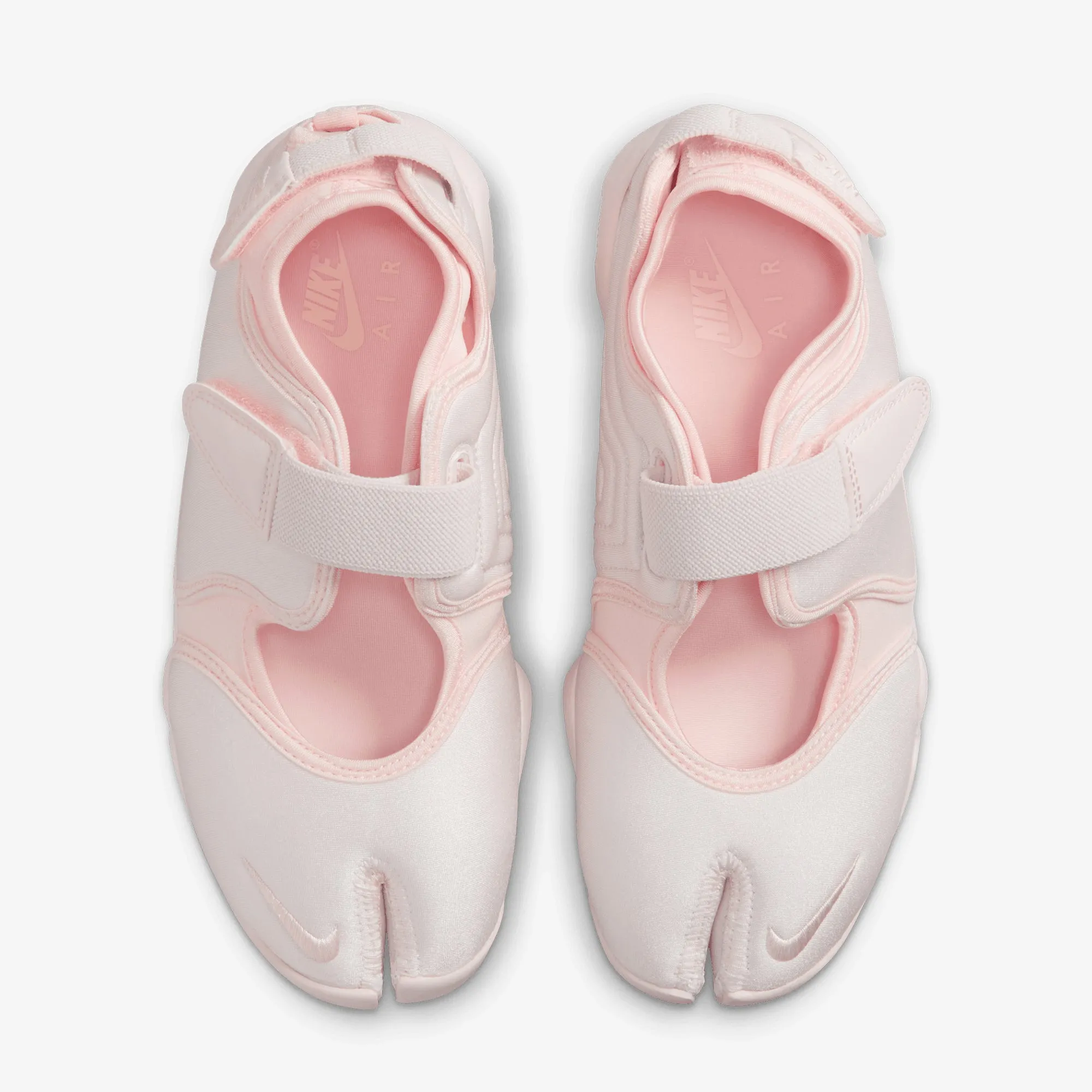 NIKE | WMN'S AIR RIFT SE { LIGHT SOFT PINK/LIGHT SOFT PINK