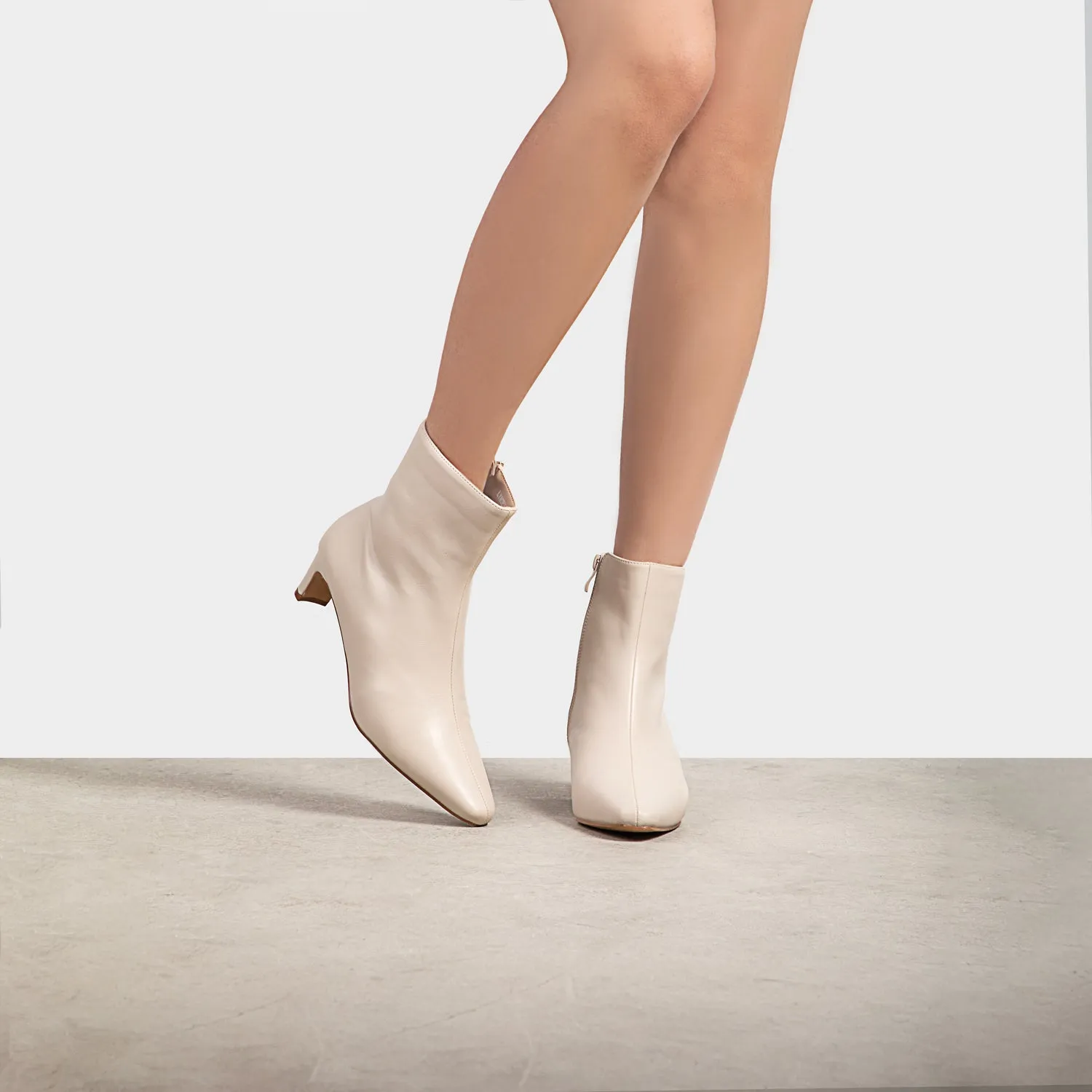 RAID Lynsey Ankle Boots in Cream