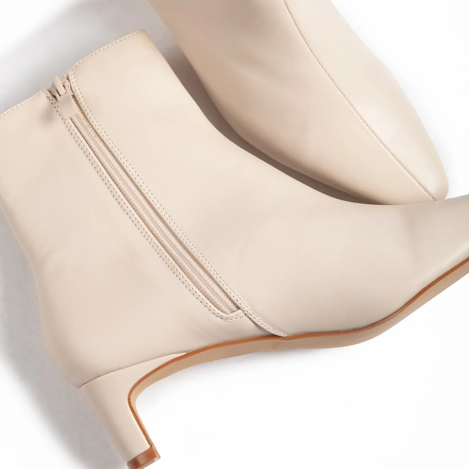 RAID Lynsey Ankle Boots in Cream