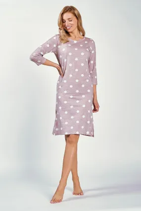 Taro round neckline and loose Nightgown