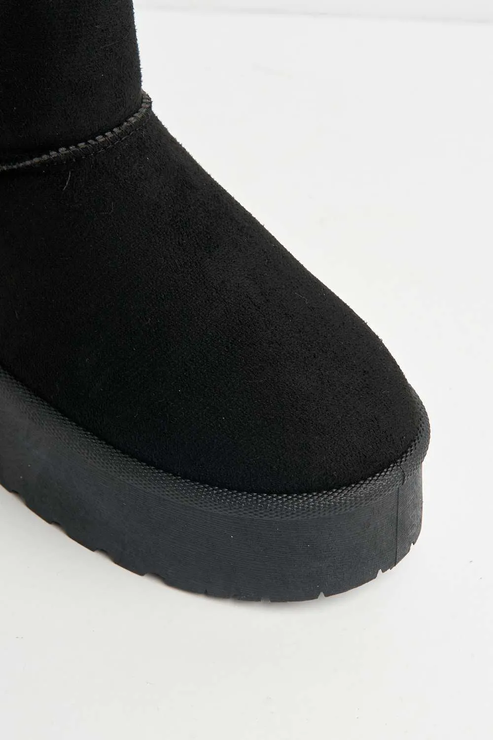 Yulla Flatform Faux Fur Lining Flatform Ankle Boots in Black